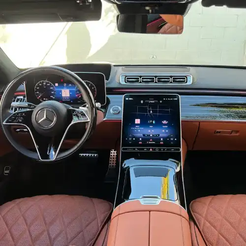 2022-mercedes-benz-s500-135